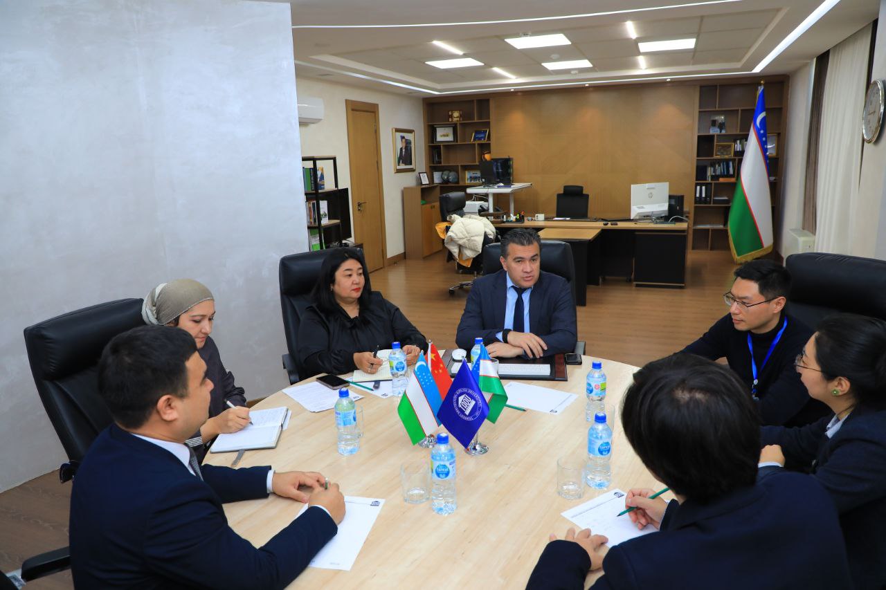 Toshkent arxitektura-qurilish universiteti rektori Baxrom To‘laganov Winter School Workshop tashrif buyurgan professor-o‘qituvchilar bilan uchrashuv o‘tkazdi